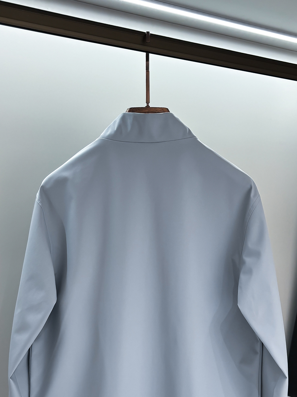 ZEG2025开秋新款男士夹克外套立领，立领款式 高定专柜面料 透气舒适度高，细节无可挑剔，品牌元素设计