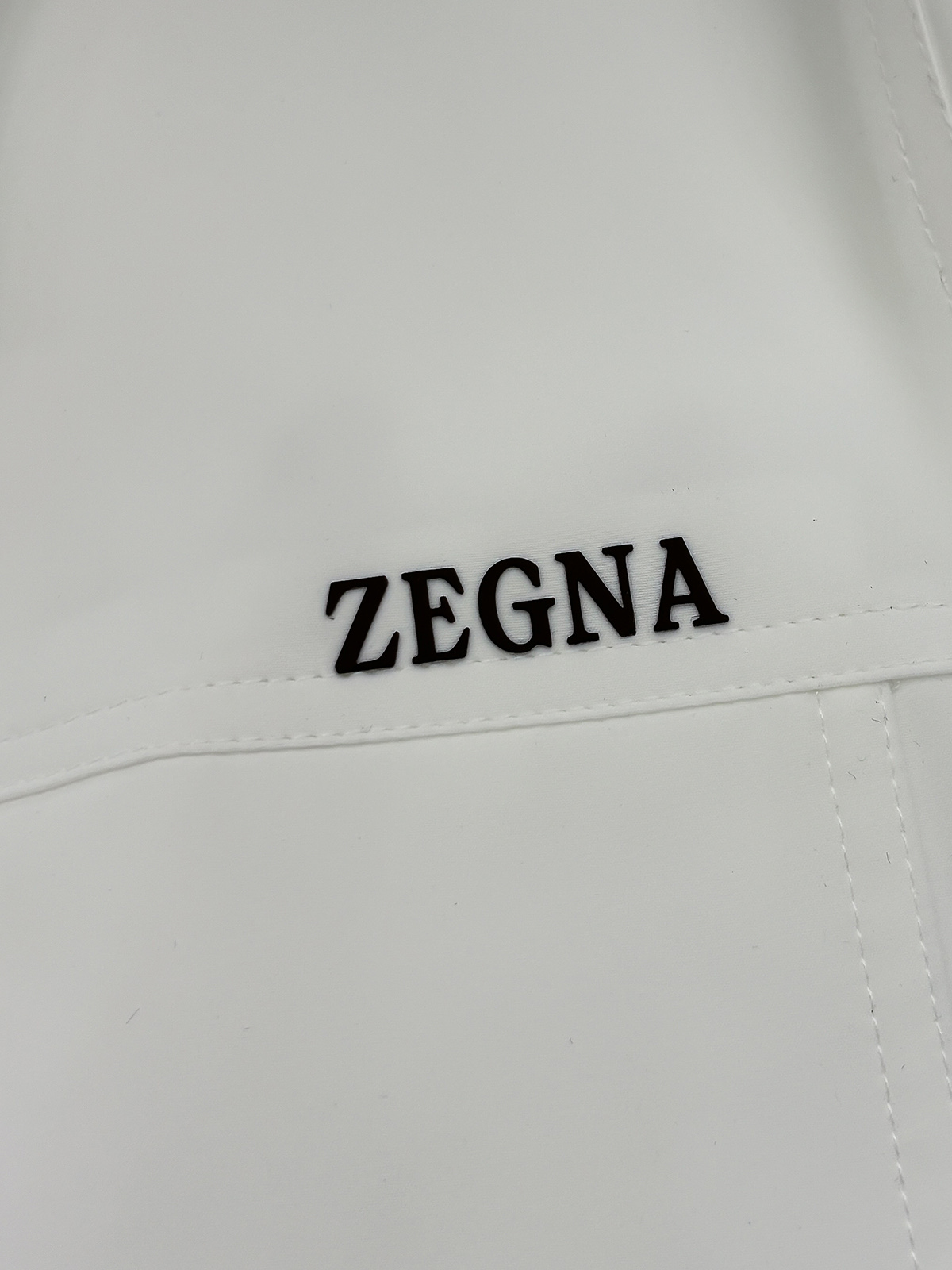 Ze 2025ss早春新款发布❤️杰尼亚翻领夹克外套，春款外套！穿上就是舒适自在又显瘦的存在，慵懒而随性
