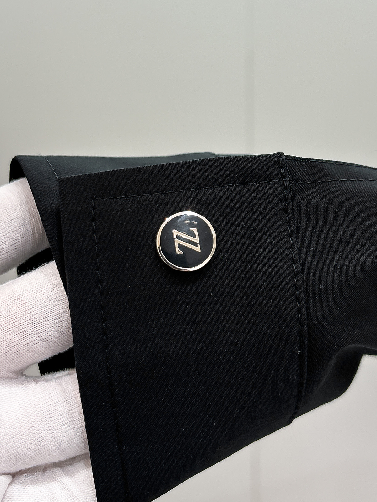 Ze2025ss早春新款发布❤️杰尼亚翻领夹克外套，春款外套！穿上就是舒适自在又显瘦的存在，慵懒而随性，