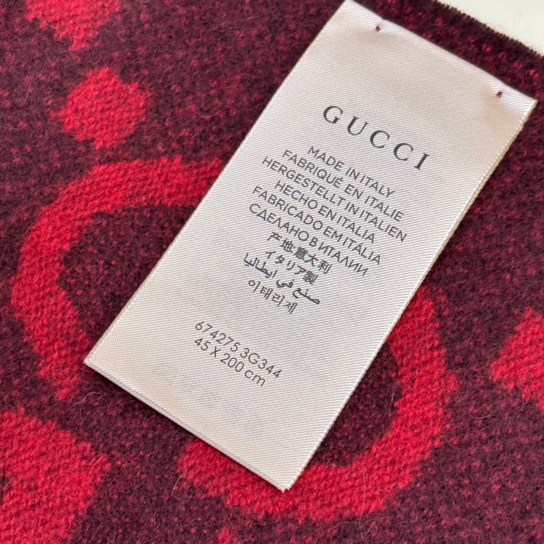 Gucci Jacquard Cashmere Scarf 200*45cm in Red and Burgundy 6 i1696915534 8696 4