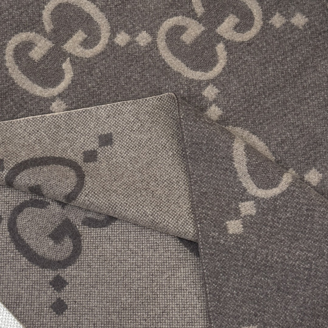 Gucci Beige & Brown GG Jacquard Wool Scarf Shawl, Soft & Warm, 200x45cm 8 i1698213227 788 5