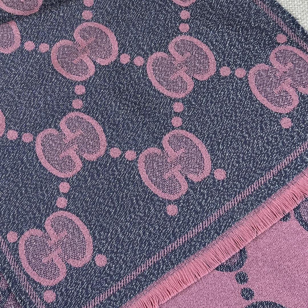 Gucci Wool Jacquard Scarf with GG Pattern, 45 x 195 cm - Luxurious & Elegant 7 i1698464497 3418 5