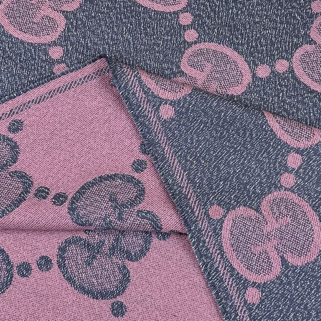 Gucci Wool Jacquard Scarf with GG Pattern, 45 x 195 cm - Luxurious & Elegant 6 i1698464497 5315 4