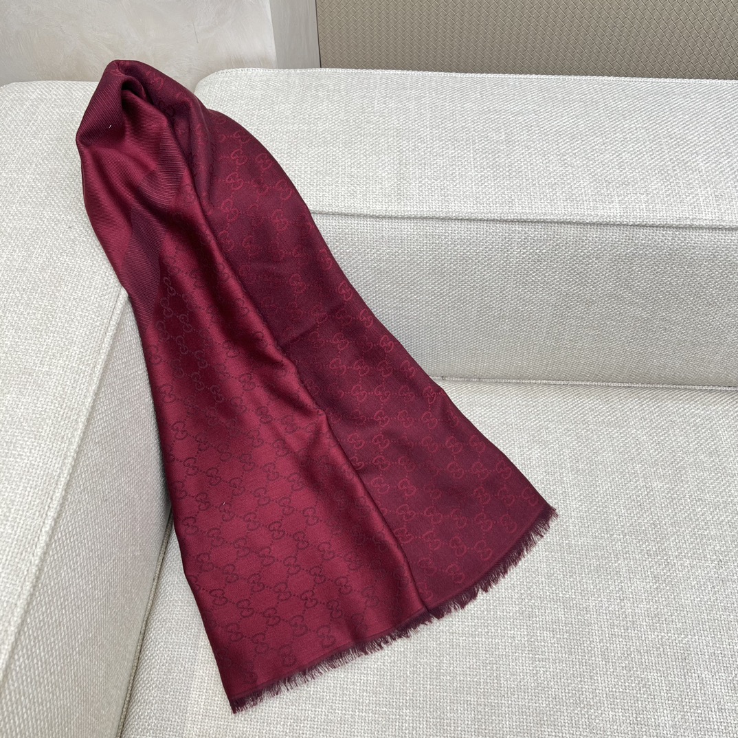 Gucci Wool Silk Blend Scarf - Luxurious 140cm Square in Burgundy 3 i1719992913 9252 8