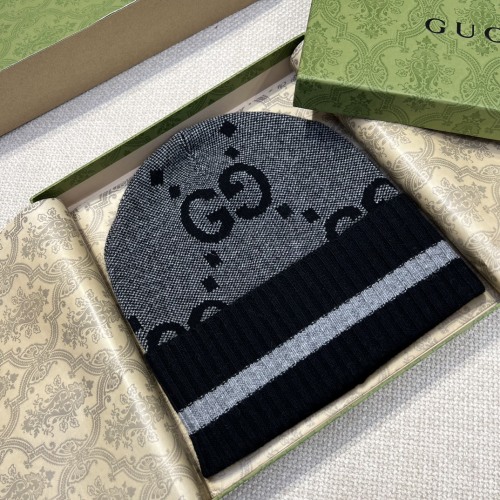 Gucci Grey Diamond Cashmere Beanie Hat with Logo & Ribbed Trim 1 Gucci Grey Diamond Cashmere Beanie Hat with Logo & Ribbed Trim