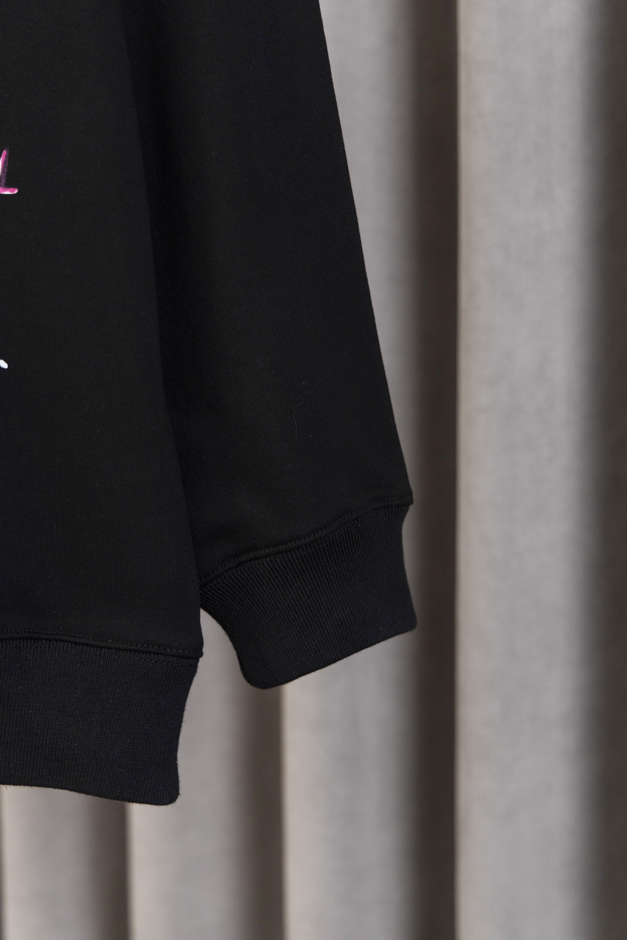 CU D16-top Version: Chanel Hand-Painted Doodles, Top-Class Jerseys, Heavy-Pound Fabric – On Sale Now! - 图片 5