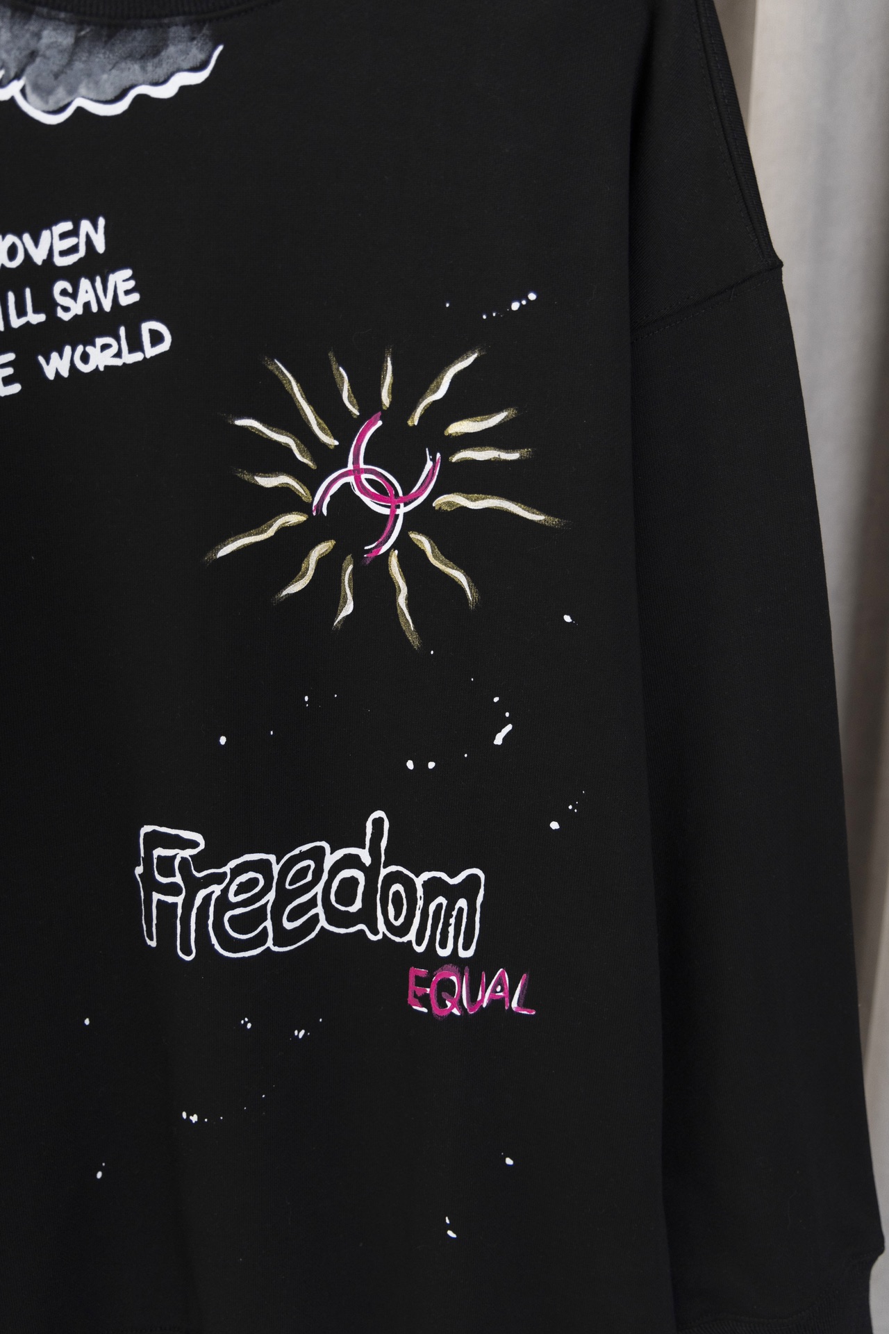 CU D16-top Version: Chanel Hand-Painted Doodles, Top-Class Jerseys, Heavy-Pound Fabric – On Sale Now! - 图片 9