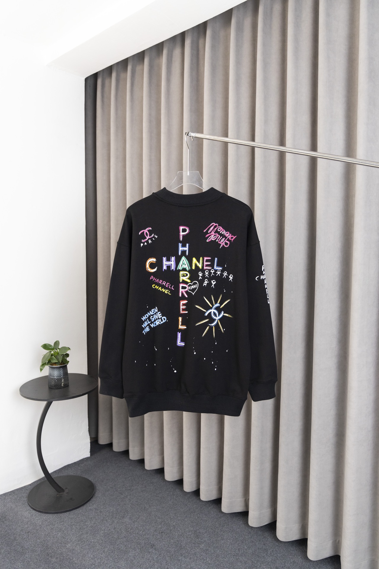 CU D16-top Version: Chanel Hand-Painted Doodles, Top-Class Jerseys, Heavy-Pound Fabric – On Sale Now! - 图片 2