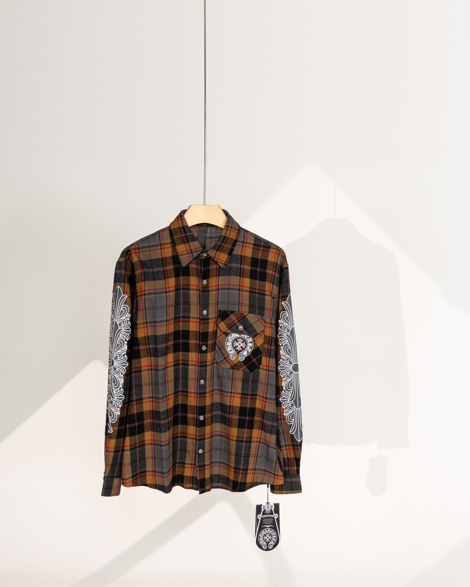 Luxury Crome Hearts Puffer Jacket Collection with Unique Style and High-end Details - 图片 3