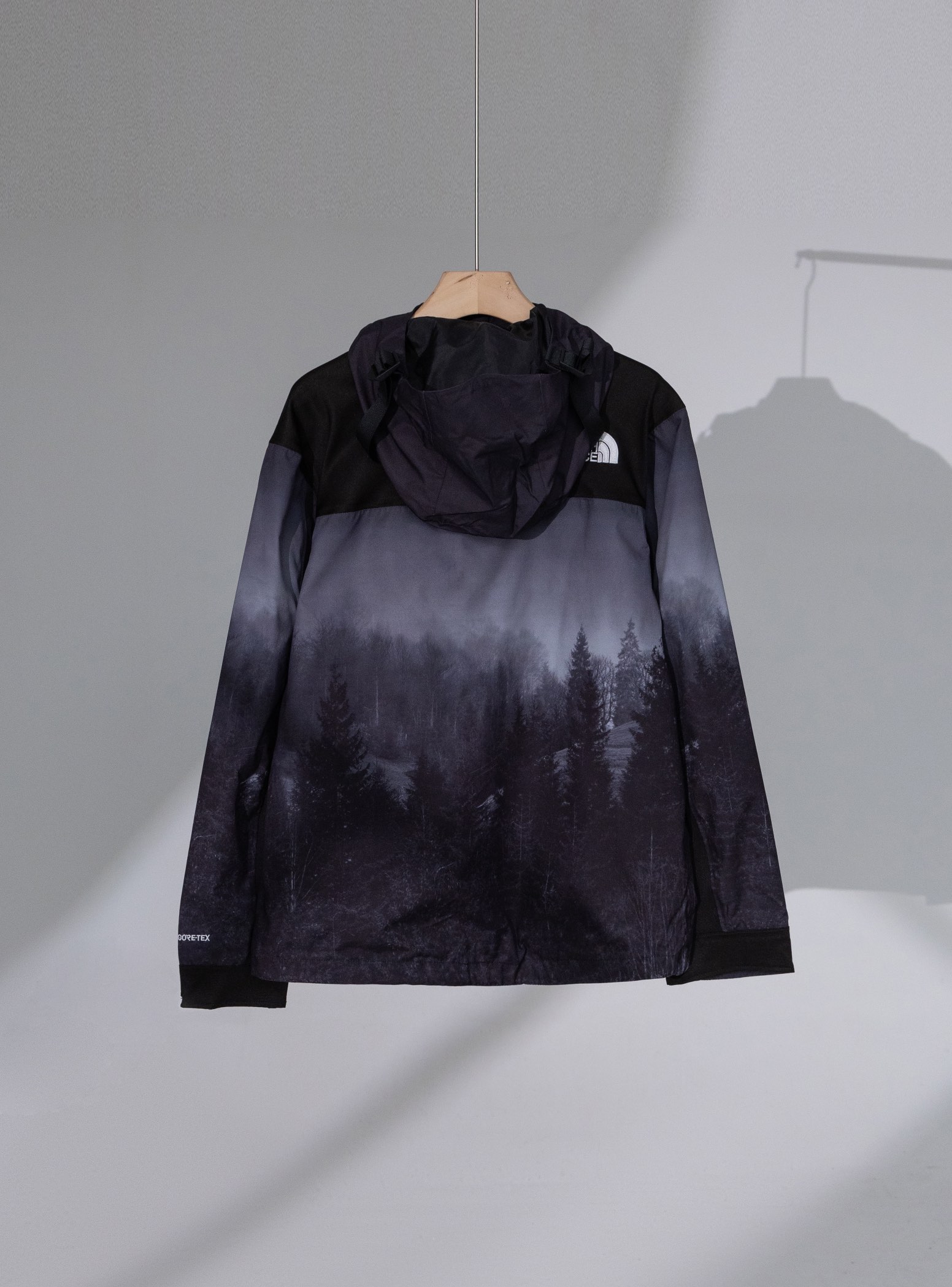 North Face FW23 Misty Forest Series Jacket: Waterproof, Windproof, Stylish Outdoor Wear - 图片 5