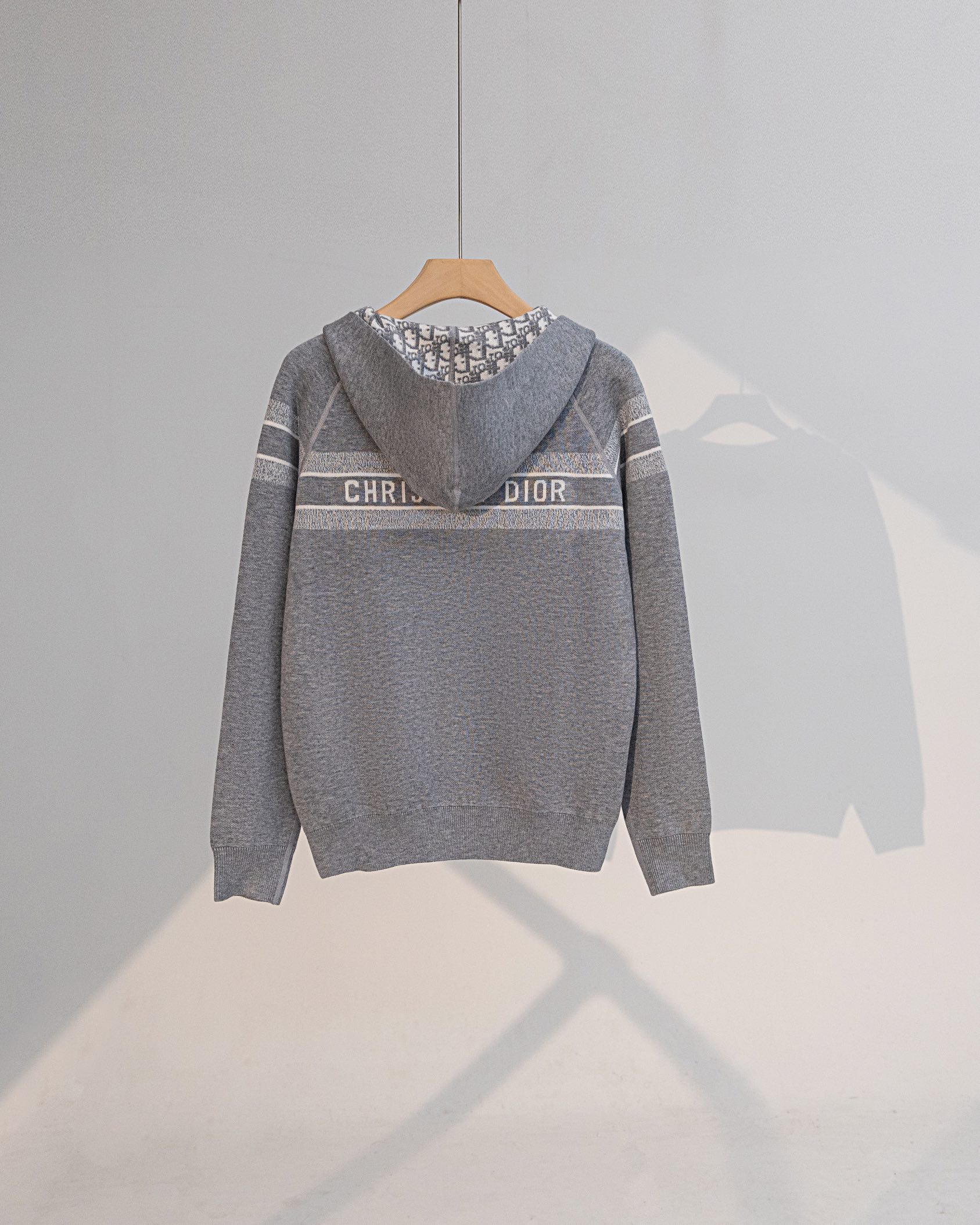 Diordio’s Classic Woolly Bouquets Collection: Stylish, Warm, and High-Quality - 图片 4