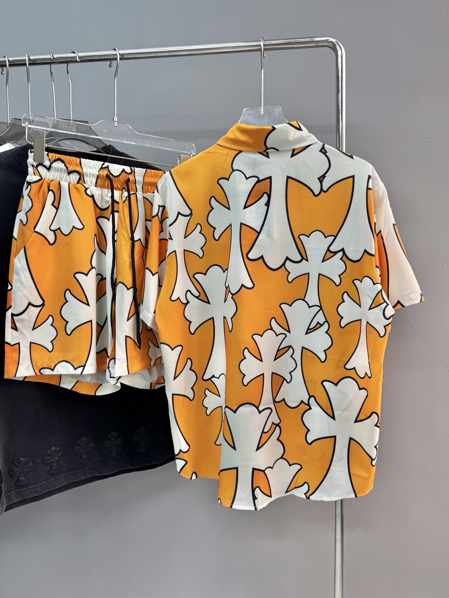 High-End Quality Hearts Iced Cotton Beach Shirts in Yellow Blue, Sizes S-XL - 图片 3