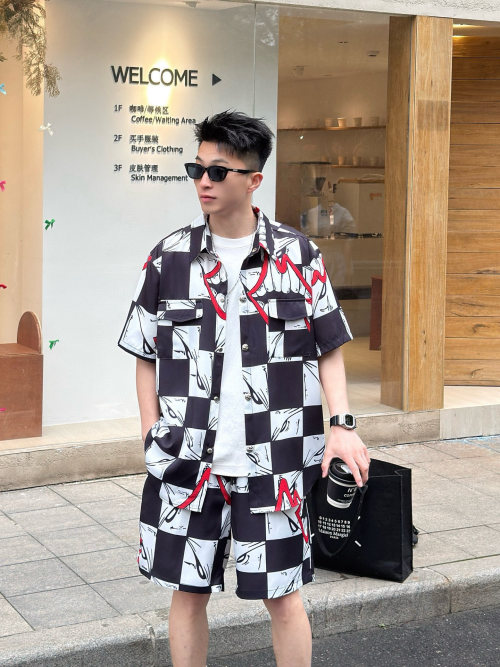 CHOICE HEARTS Ice Silk Cotton Beach Printed Short Sleeve Shirt & Shorts Set 1 CHOICE HEARTS Ice Silk Cotton Beach Printed Short Sleeve Shirt & Shorts Set