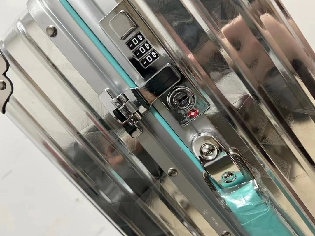 Rimowa X Tiffany & Co. Luggage/Suitcase - Blue Hues, 21-inch Cabin Size 7 i1719125156 6056 4