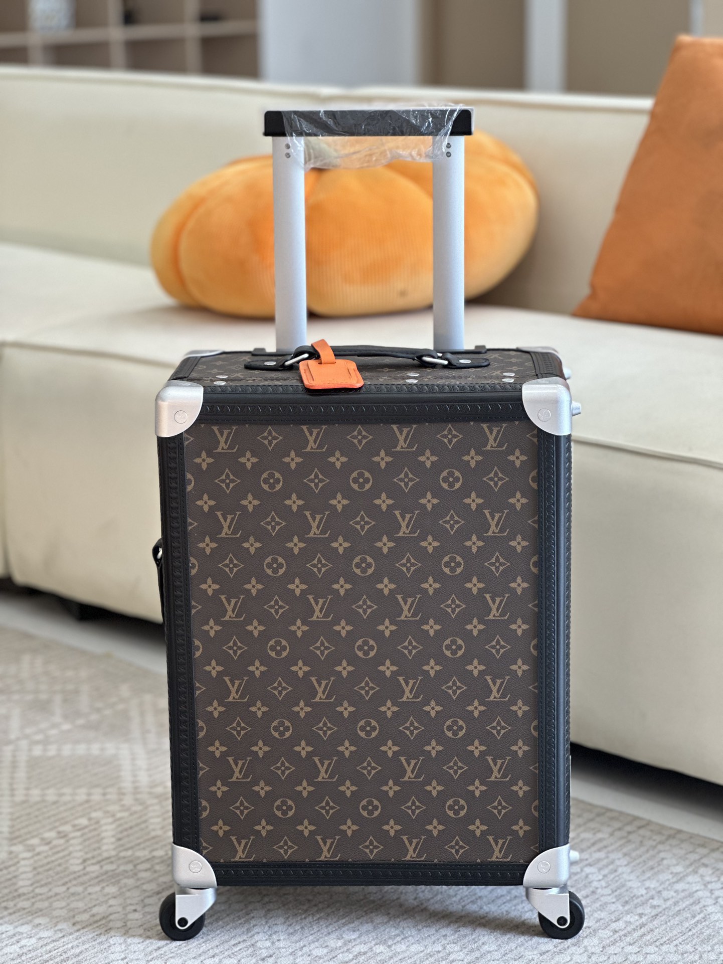 NO:919172,rolling trunk high-end suitcase,19860909roling trunk 高端旅行箱,,luggage