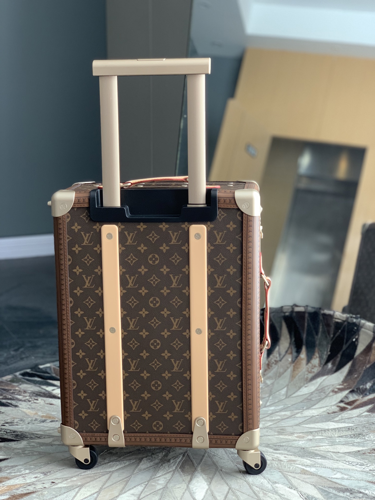 Louis Vuitton Rolling Trunk Monogram Canvas Leather Trim Suitcase 21" Carry-On 5 i1739699524130 3726 0 3