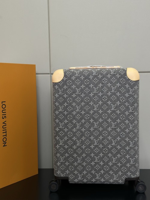 Louis Vuitton Horizon 55 Grey Monogram Cabin Luggage Rolling Suitcase 20-inch 1 Louis Vuitton Horizon 55 Grey Monogram Cabin Luggage Rolling Suitcase 20-inch