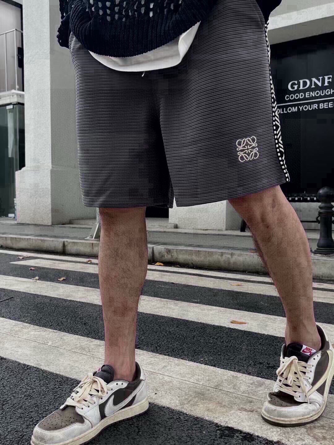 Shorts 02390
