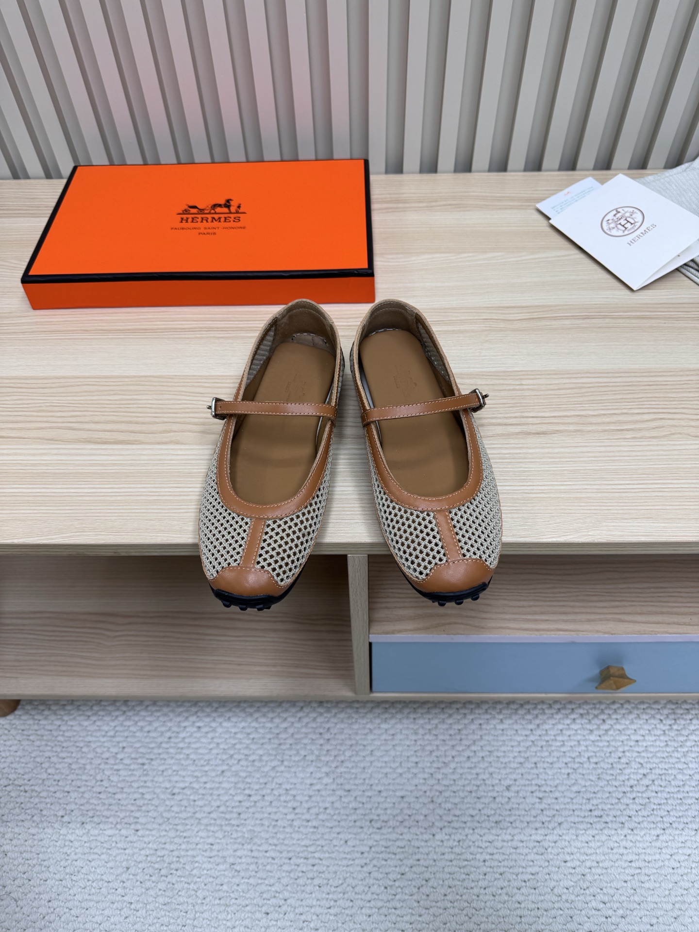 NO:259526,Hermes 25N spring and summer new mesh hollow bean shoes!  Fashionable and versatile, super comfortable, every detail is the ultimate, fabric cowhide/mesh, inner sheepskin, outsole rubber sole SIZE35～41 (40.41. Customized, no return or replacement), casual shoes/sports shoes, hermes, hermes, sneakers, cowhide, sheepskin19860909Hermes 爱马仕25N春夏新款网面镂空豆豆鞋！时尚又百搭 超级舒服 每个细节都做到极致  面料牛皮/网布 内里羊皮 大底橡胶底 SIZE35～41（40.41.定制不退不换）,休闲鞋/运动鞋,hermes,hermes,sneakers,cowhide,sheepskin,Women's Shoes