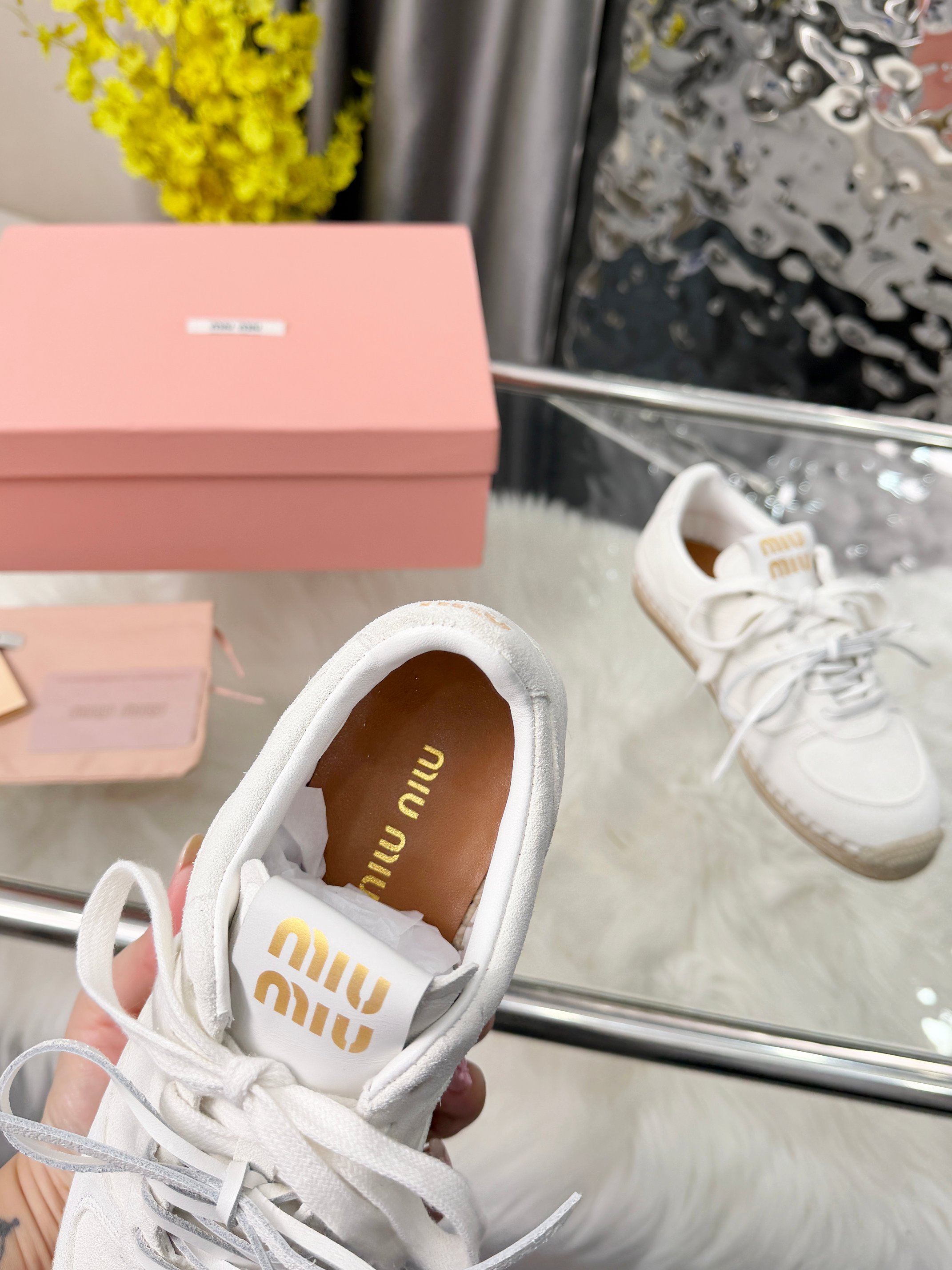 _dyj9sZZyMTc0a7APZG7UmNPmfhp7_23AhH8d2eA