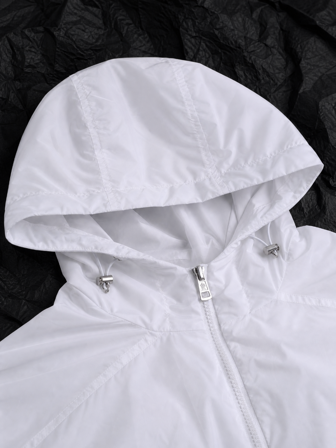 Moncler Monc 蒙口连帽防晒夹克