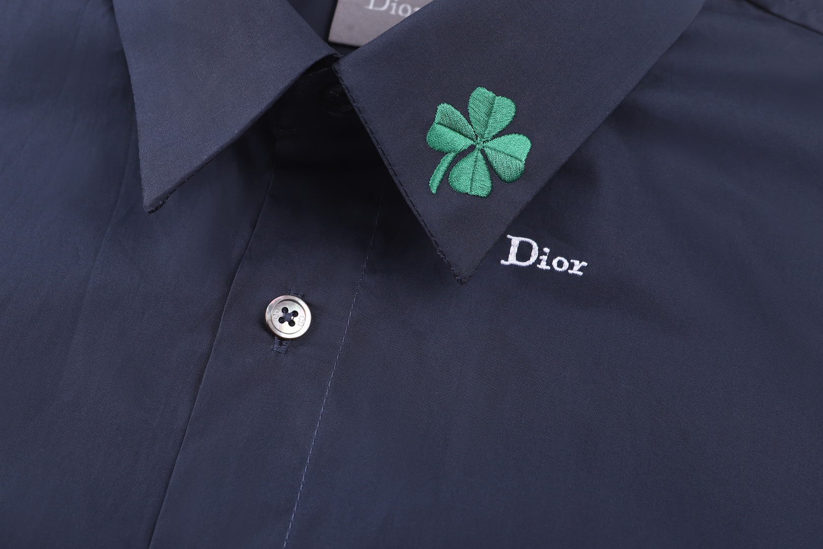 Dior DR 26SS 幸运草刺绣短袖衬衫