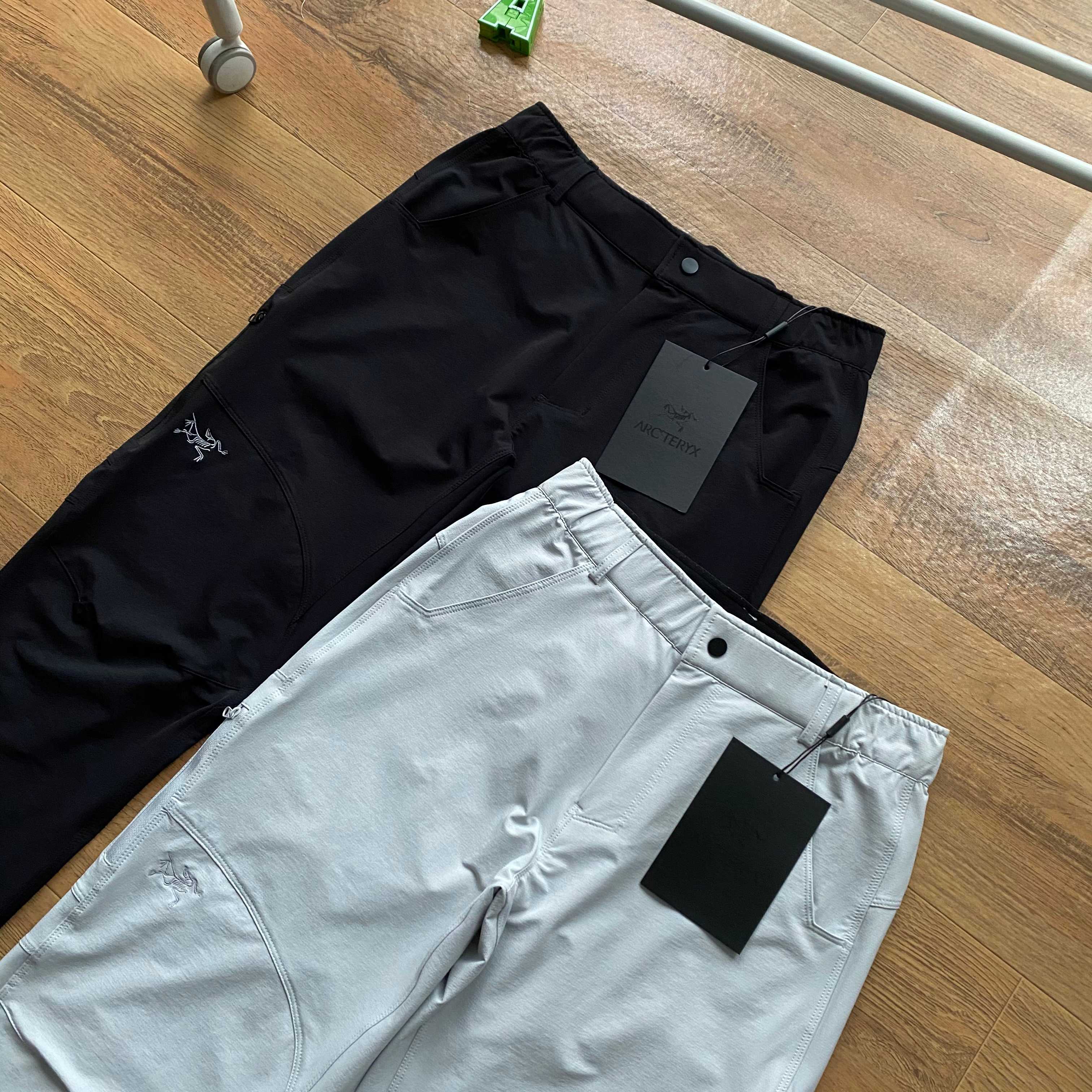 Alternative view of Pants 07124