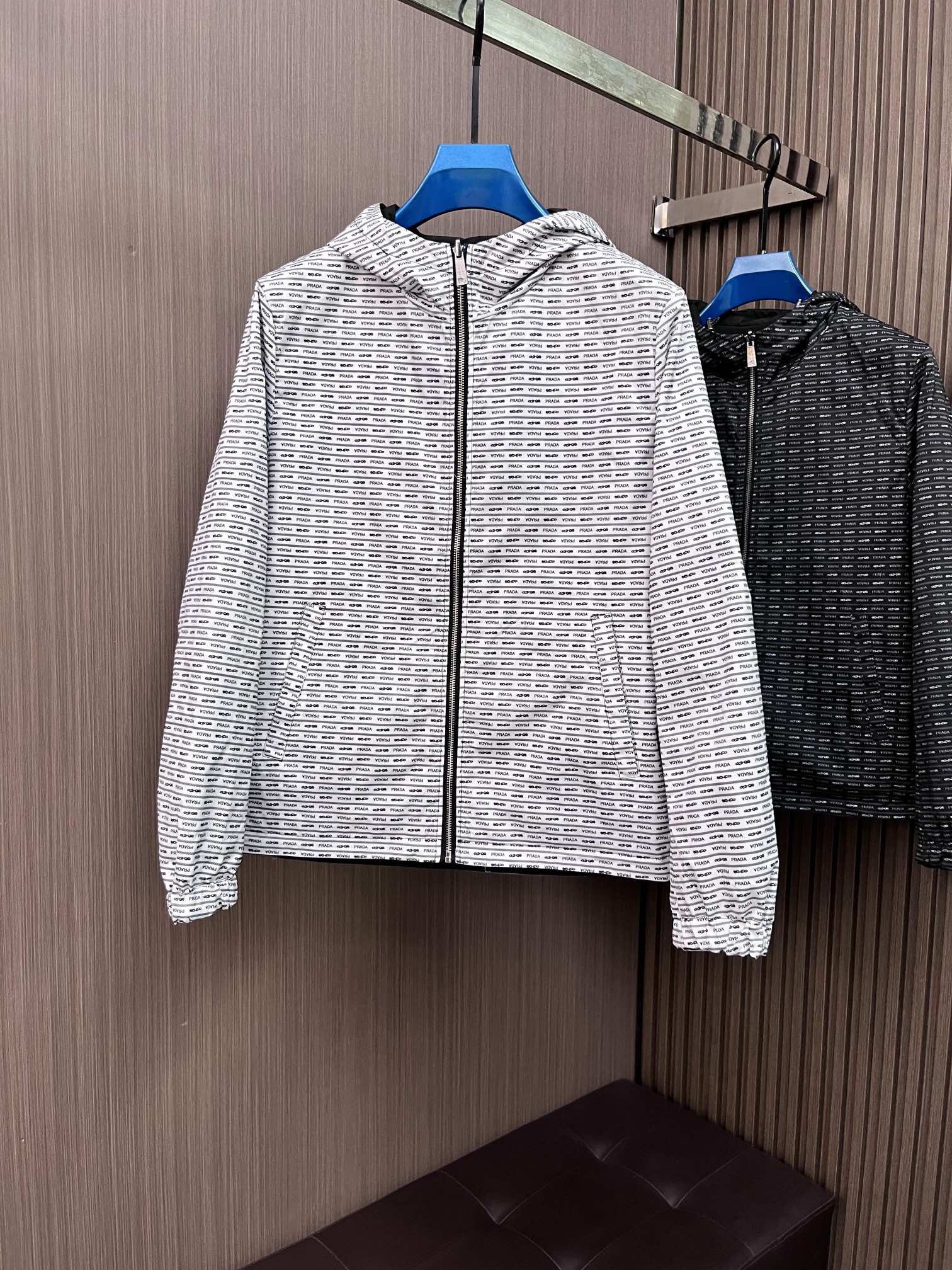 Prada Clothing Coats & Jackets Printing Fall/Winter Collection Fashion