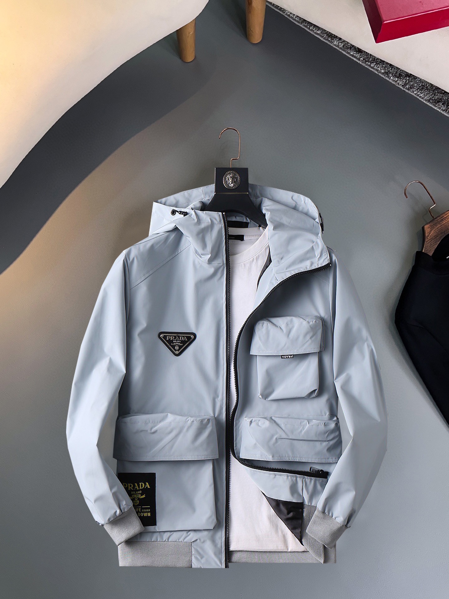 P330 Prada, el mismo modelo que el sitio web oficial, completo con tres etiquetas, a la venta por adelantado, nueva cha…