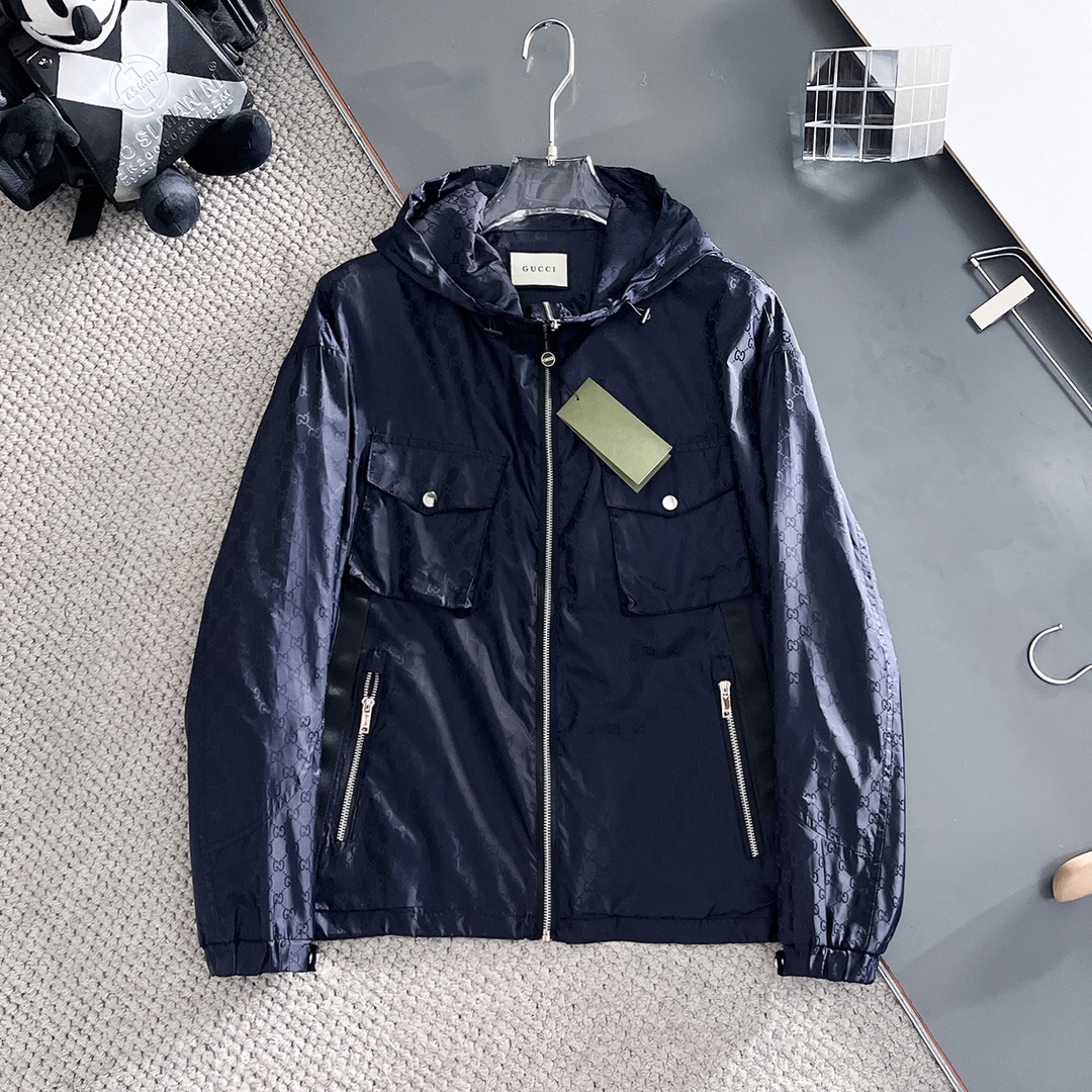 NO:119603,Guqi, the same style on the official website, complete three standards, released in advance. SS Spring new men's jacket, original single three standards, high-end version, customized counter fabric, breathable and comfortable, impeccable details, brand element design concept, reflecting high quality. The feel is delicate and soft, presents casual cut, and the upper body style is superb. Number of sizes M~3XL,,, jackets & coats, jackets & coats, alexander wang19860909古奇 官网同款,三标齐全,提前发售 ss春季新款男士夹克外套, 原单三标齐全高端版本 专柜定制面料 透气舒适度高,细节无可挑剔,品牌元素设计理念,体现高品质.手感细腻柔软 呈现休闲裁剪,上身版型超赞 码数M～3XL,,,jackets & coats,jackets & coats,alexander wang,Men's clothing