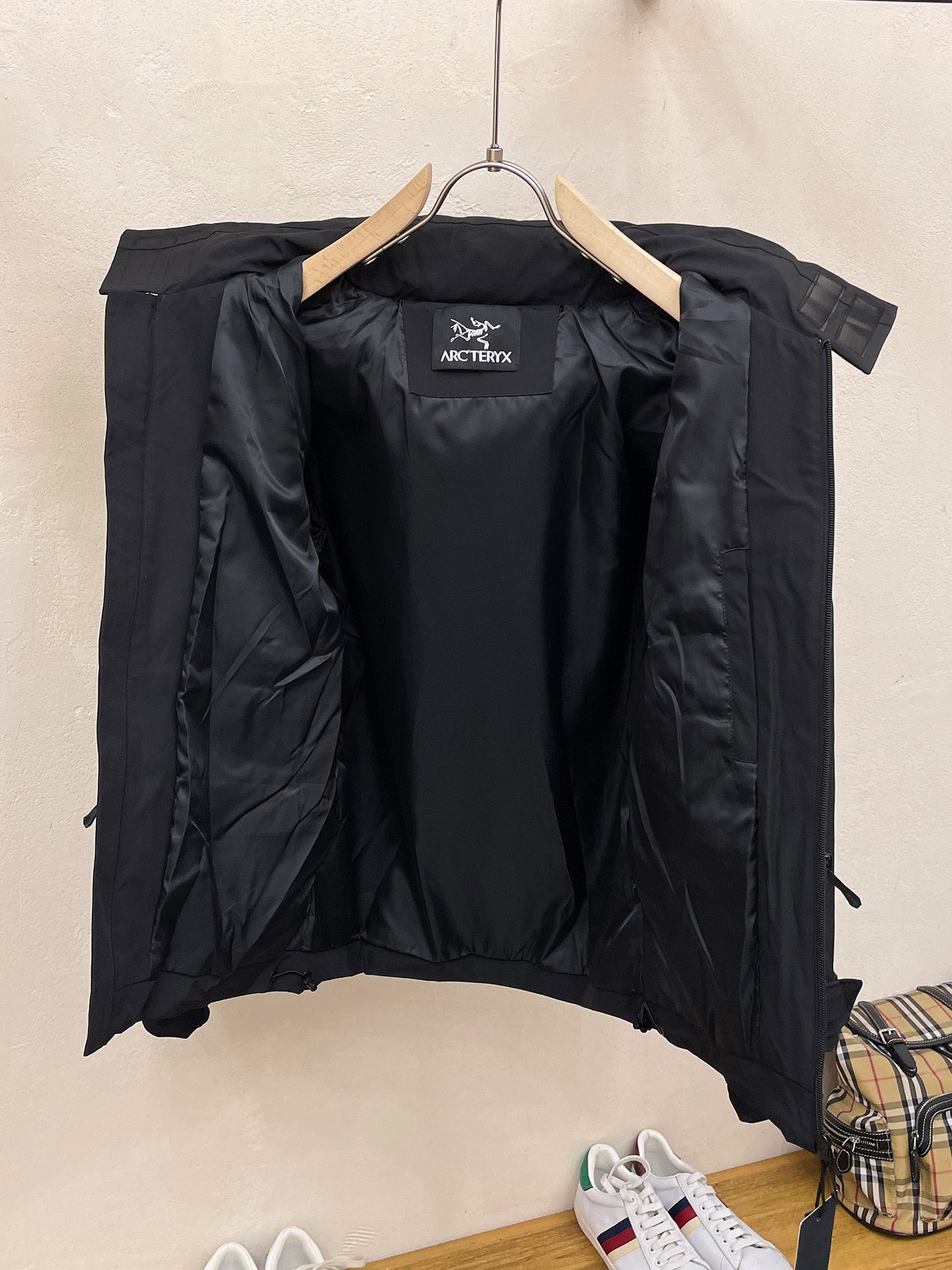 Arc'teryx 2025SS Men's Jacket - Breathable, Comfortable, and High-Quality 4 i1713517096 7373 0