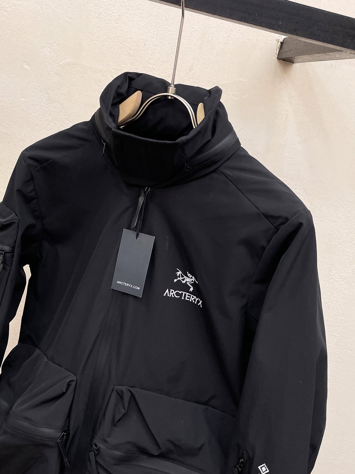 Arc'teryx 2025SS Men's Jacket - Breathable, Comfortable, and High-Quality 5 i1713517096 959 1
