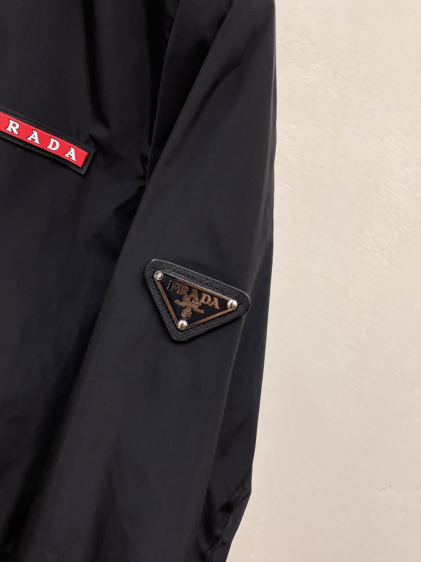 Prada 2025SS Spring New Men's Jacket, Original Single High-End Version 7 i1713517122 1663 6