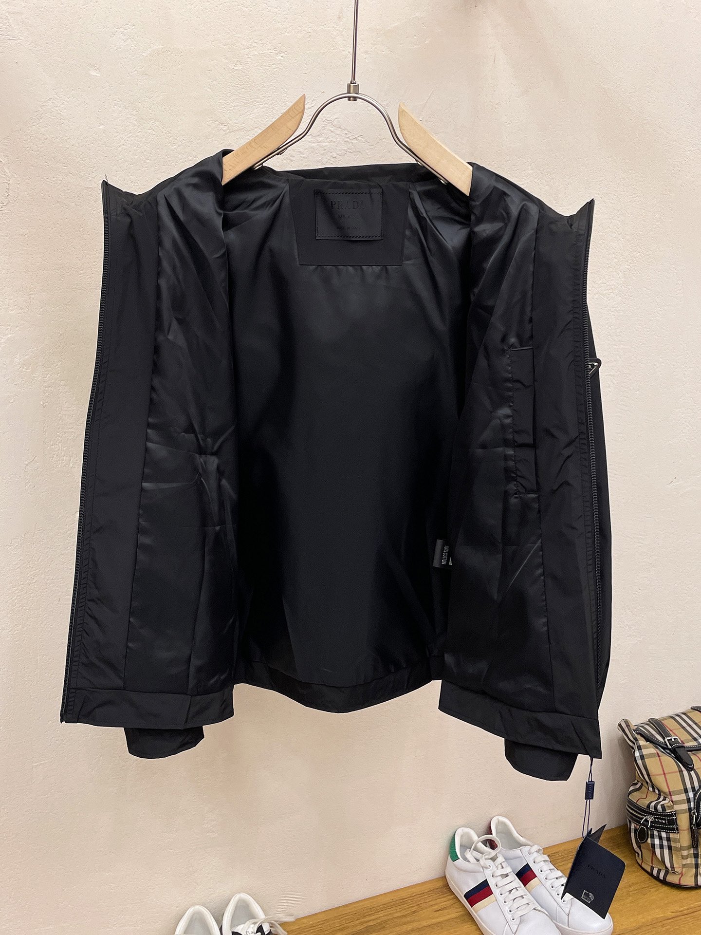 Prada 2025SS Spring New Men's Jacket, Original Single High-End Version 4 i1713517122 4057 7