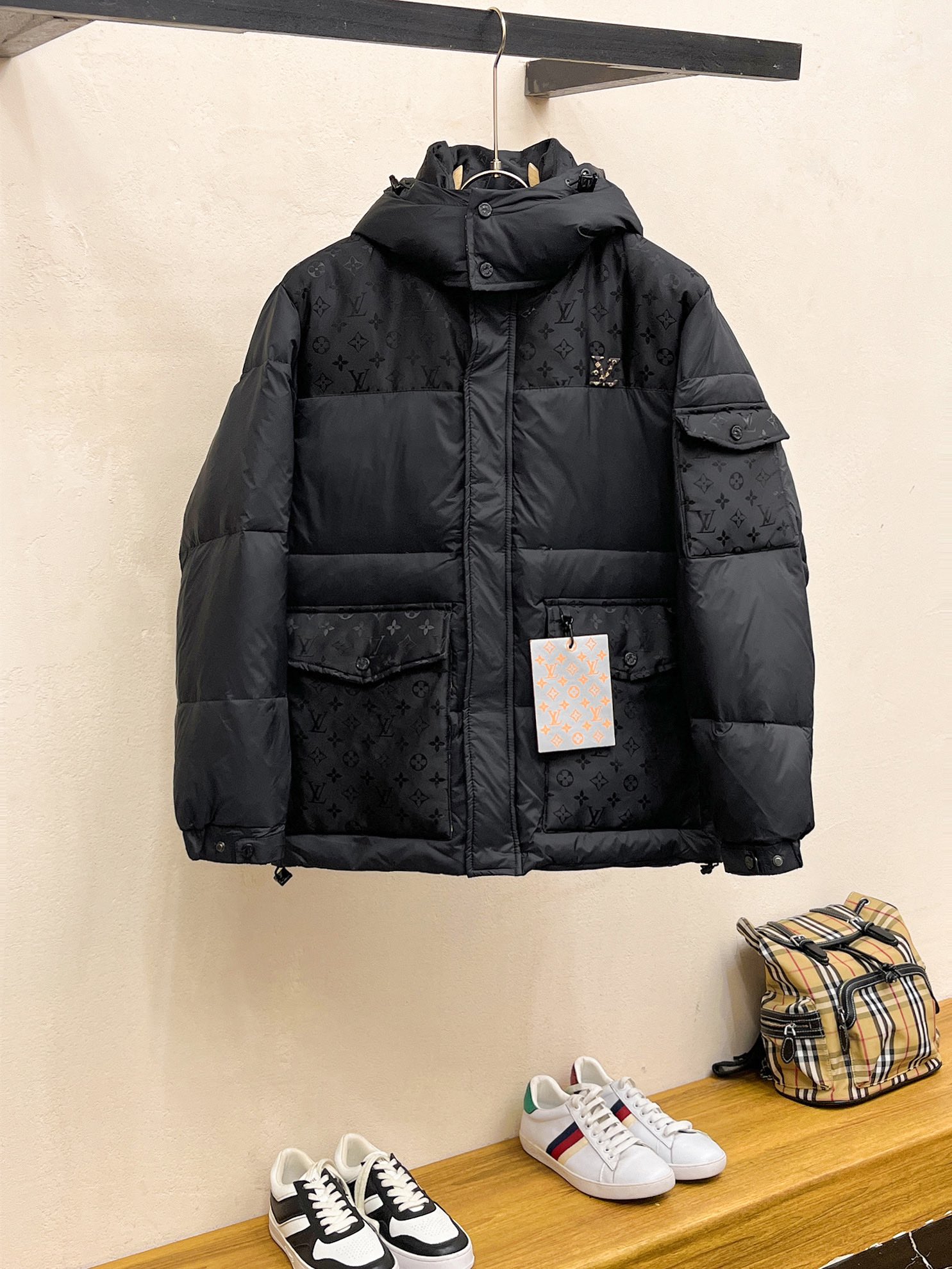 Louis Vuitton Clothing Down Jacket Unisex Fall/Winter Collection