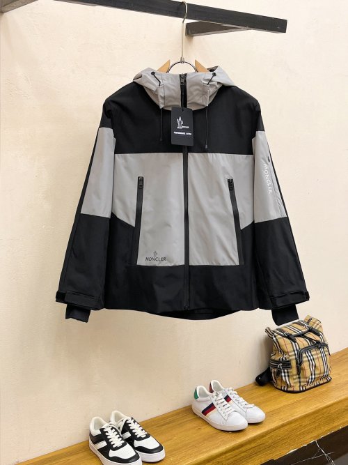 Moncler 2025SS Men's Reversible Jacket - High-End, Breathable, Comfortable 1 Moncler 2025SS Men's Reversible Jacket - High-End, Breathable, Comfortable