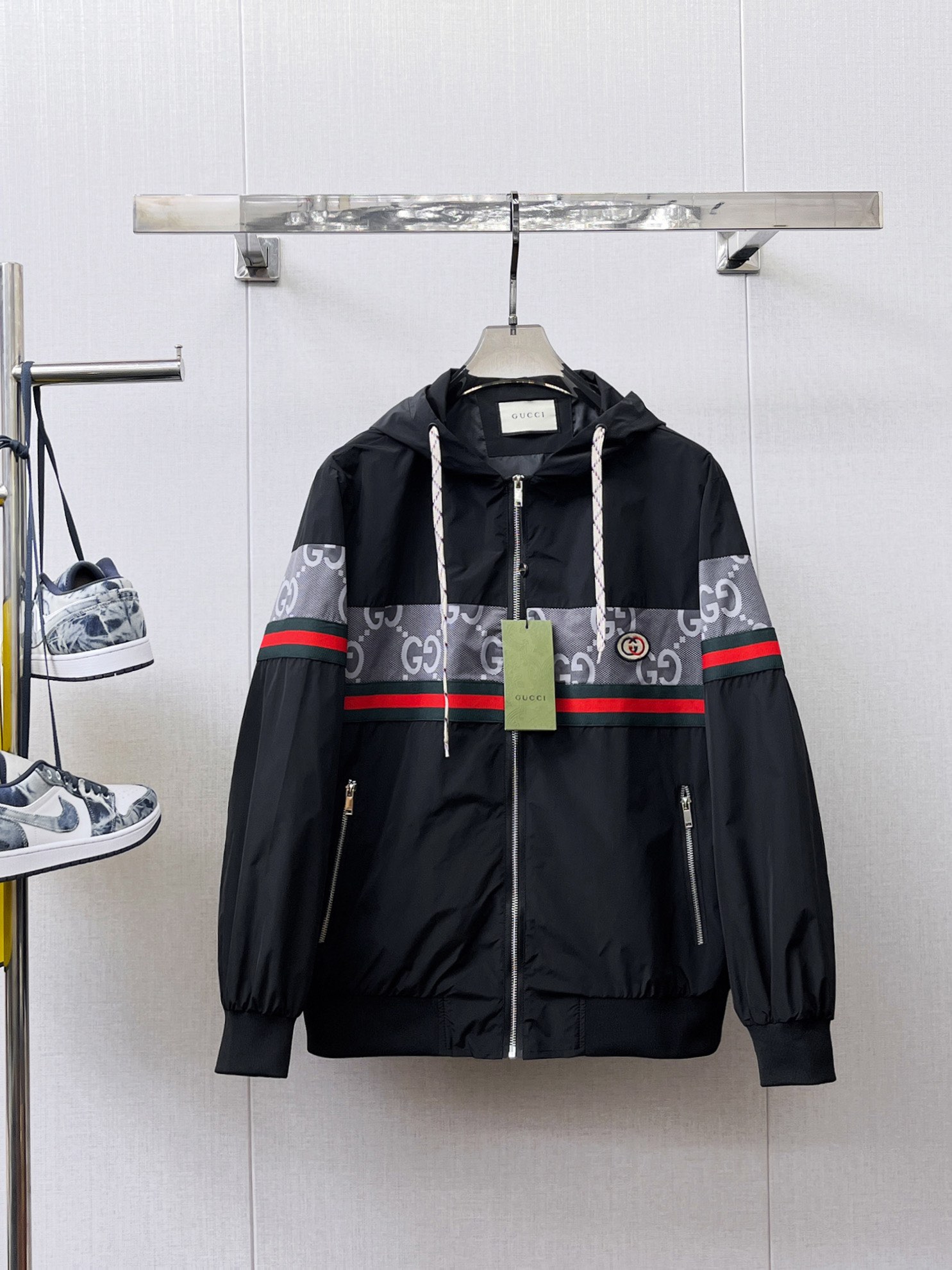 _deL9sglWXB-vDU04Na12ii-yl15L6aFYJ6eTR5A