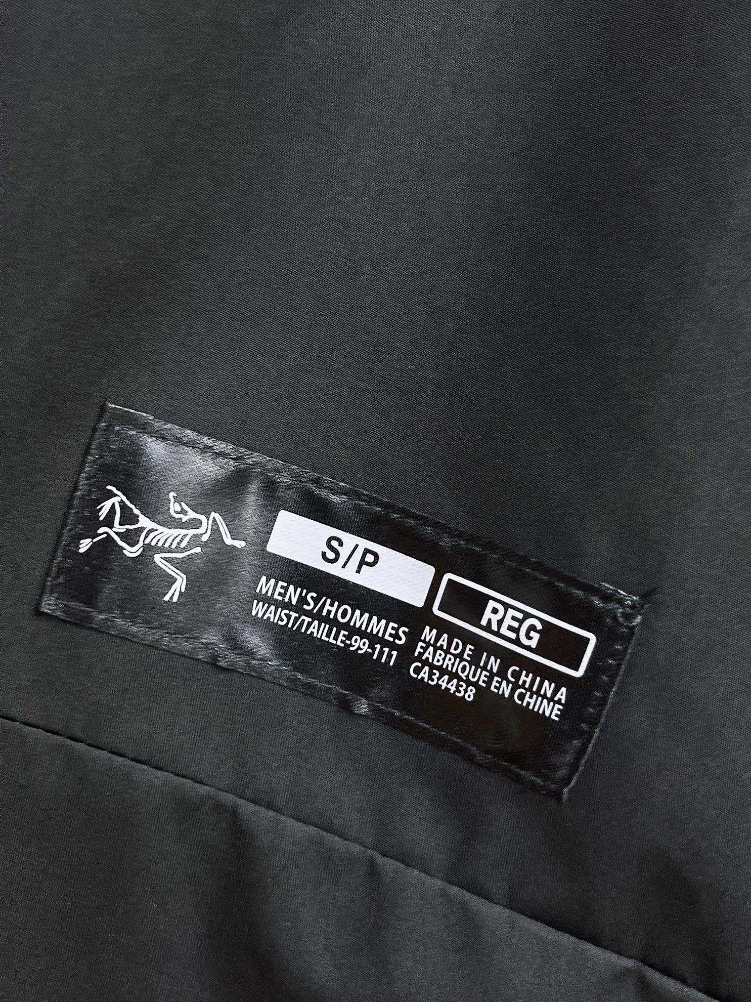 Arc'teryx 2025SS Men's Black Lightweight Breathable Jacket 10 i1728837942 9865 0