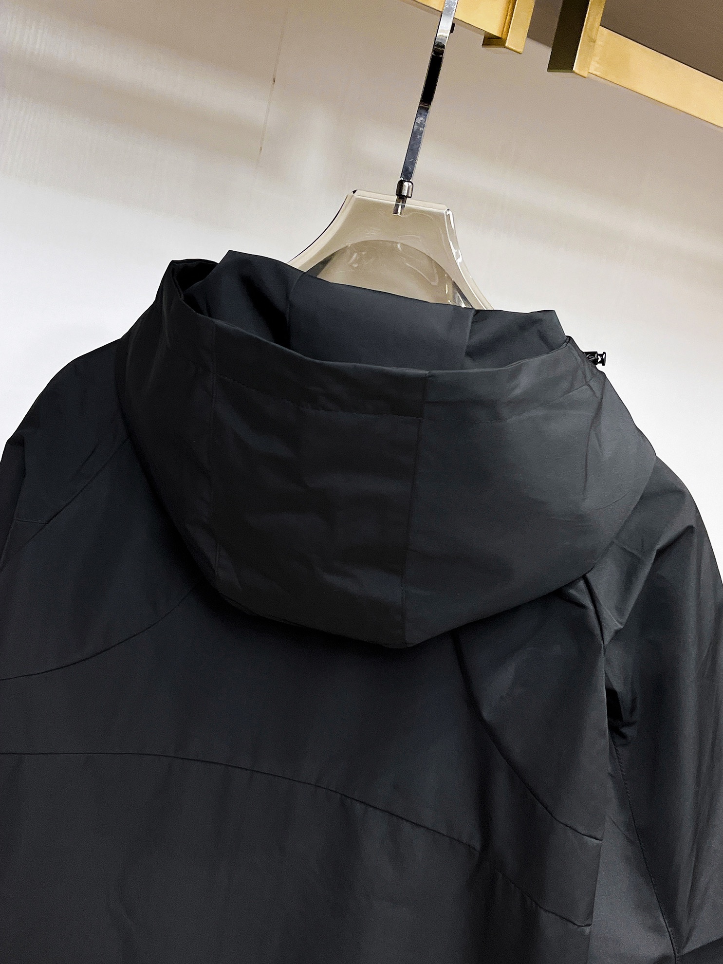 Arc'teryx 2025SS Men's Black Lightweight Breathable Jacket 13 i1728837943 626 0