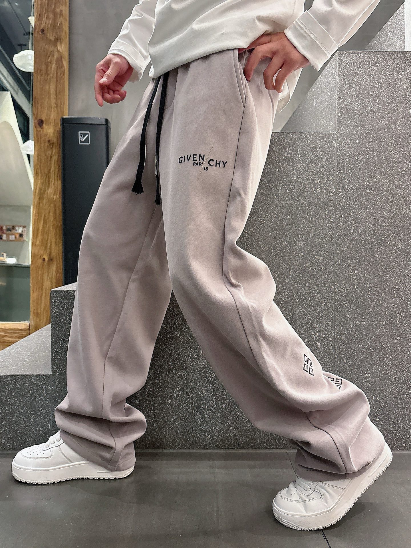 “2025 Spring New Gypsy Leisure Pants: Classic Logo, Custom Fabrics, Great Comforts” - 图片 1