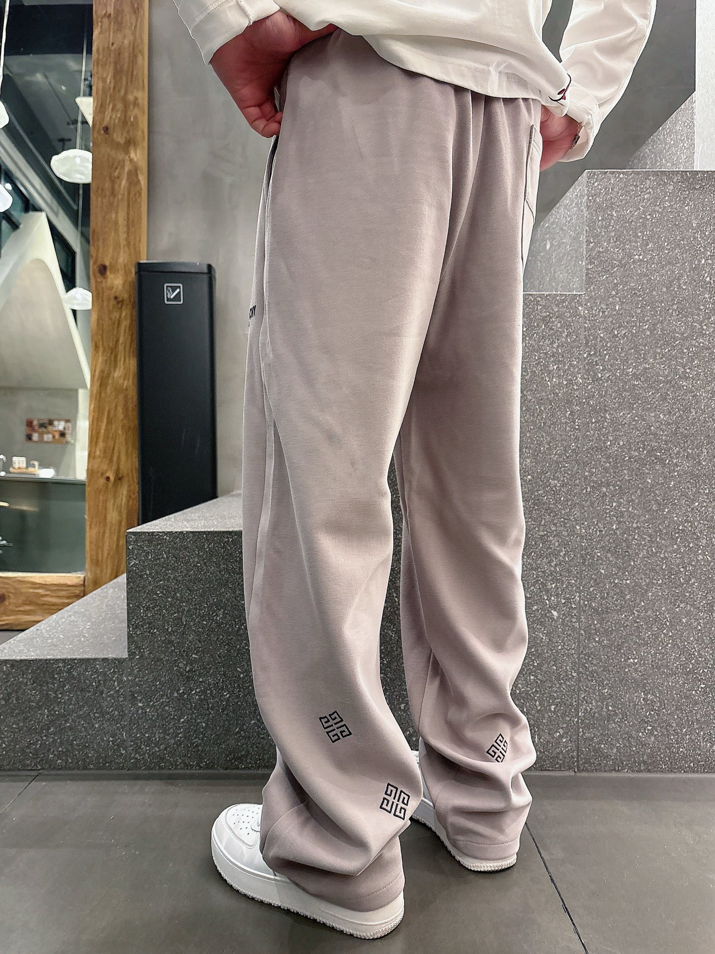 “2025 Spring New Gypsy Leisure Pants: Classic Logo, Custom Fabrics, Great Comforts” - 图片 9