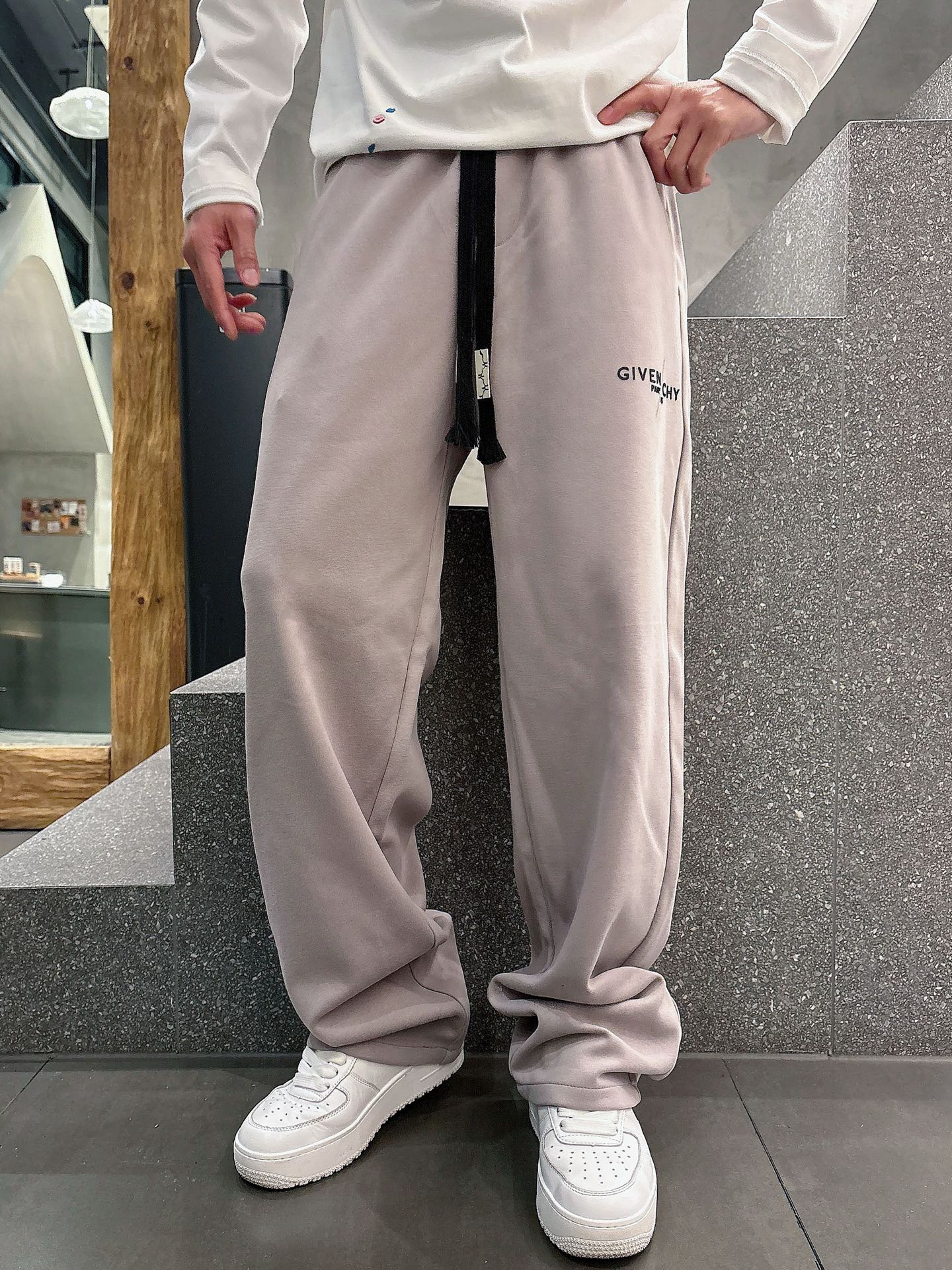 “2025 Spring New Gypsy Leisure Pants: Classic Logo, Custom Fabrics, Great Comforts” - 图片 2