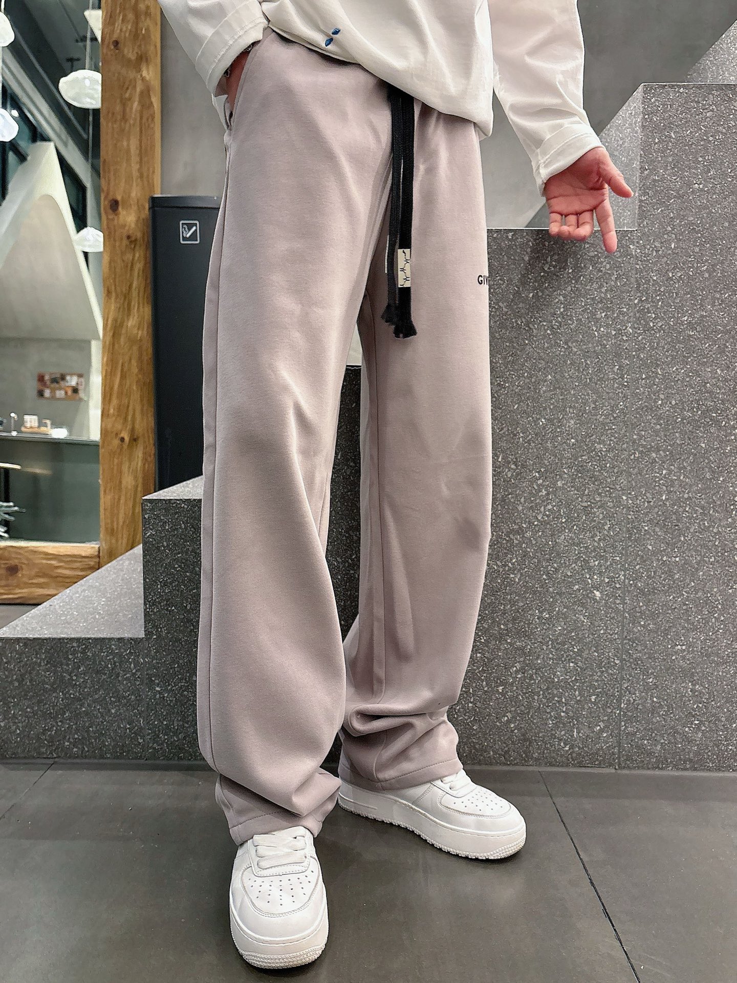 “2025 Spring New Gypsy Leisure Pants: Classic Logo, Custom Fabrics, Great Comforts” - 图片 8