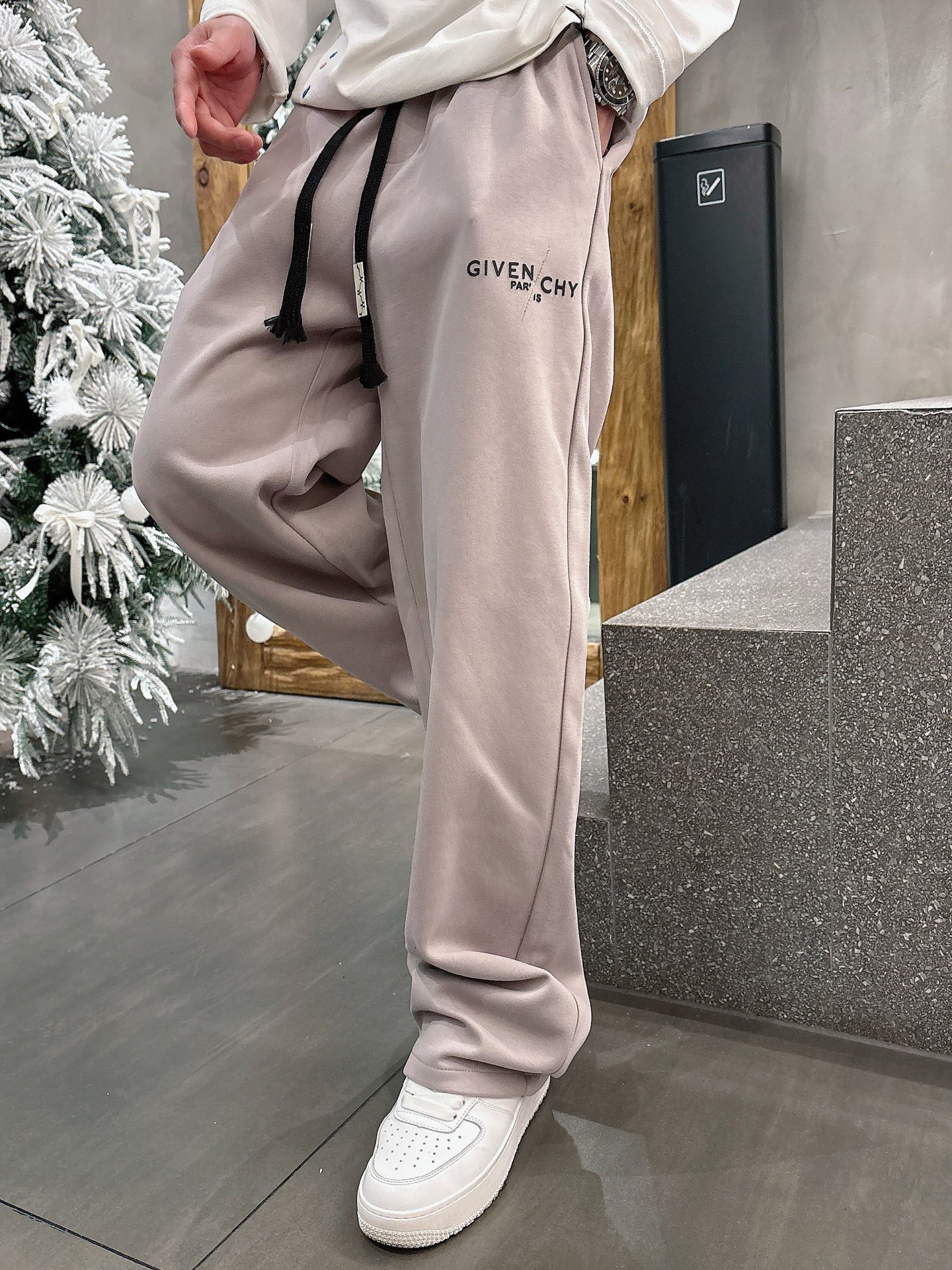 “2025 Spring New Gypsy Leisure Pants: Classic Logo, Custom Fabrics, Great Comforts” - 图片 5