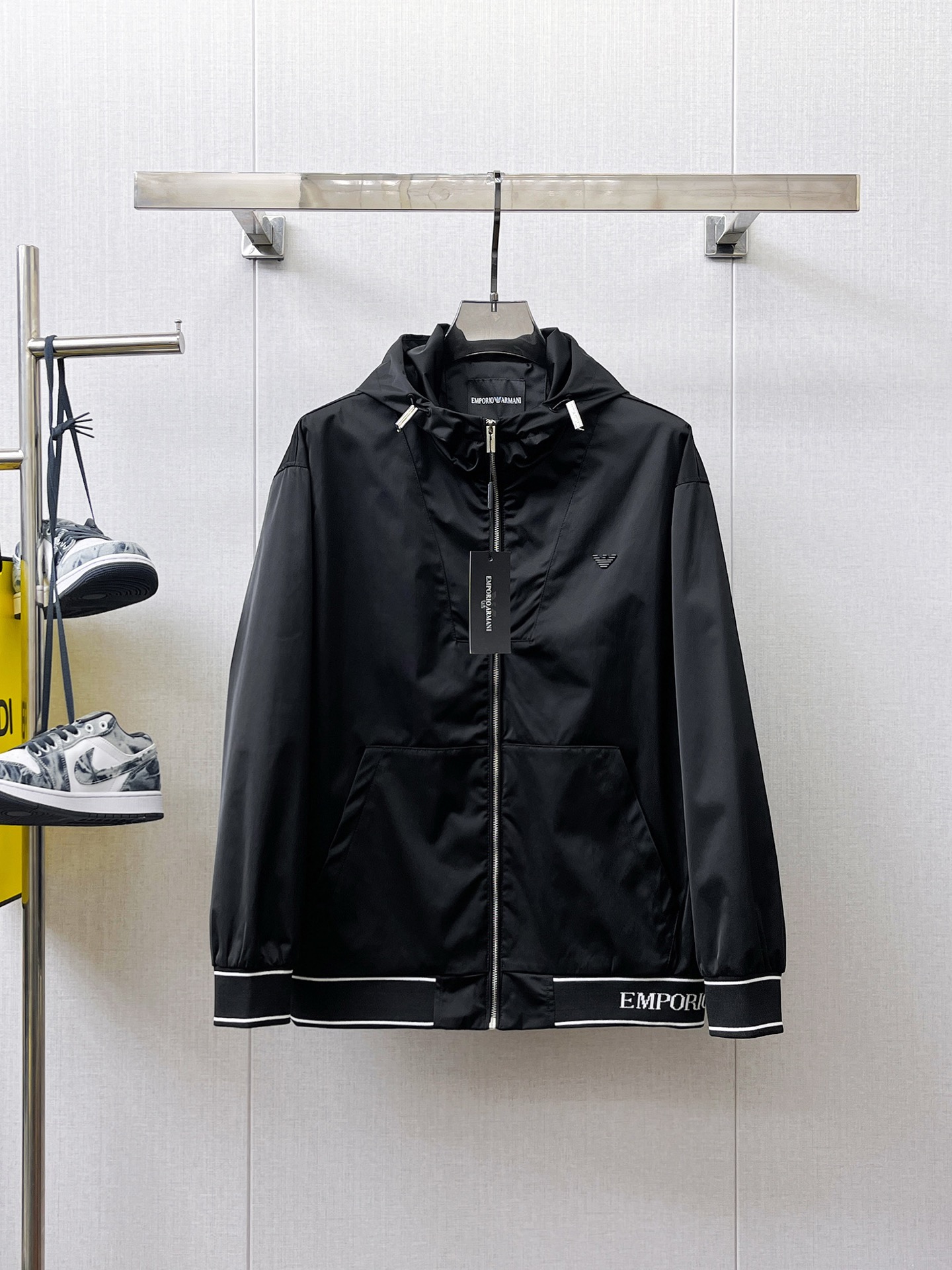 _dj-9sY_9XES3KEBQNo6CDozZh3yZoHzJqbS589g