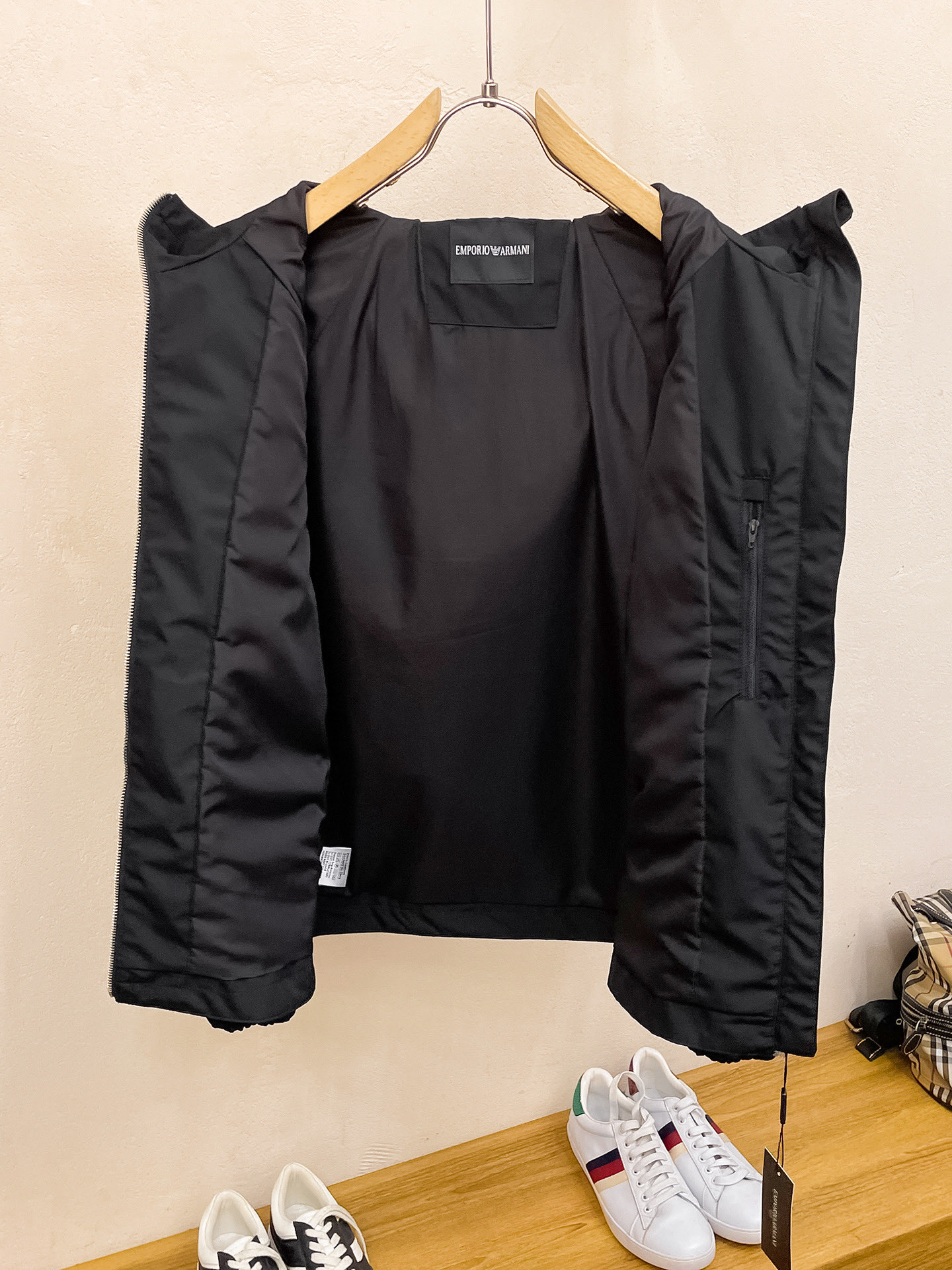 Armani 2025 Spring Men's Black Hooded Jacket, Premium Quality 4 i1738645058861 2648 0 2
