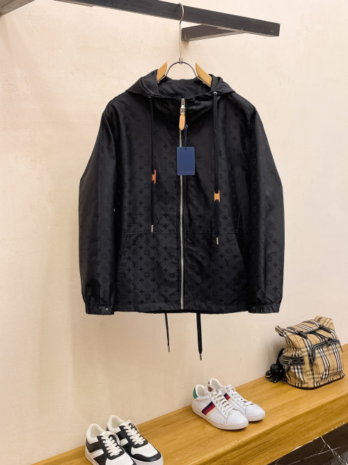 Louis Vuitton 2025SS Spring New Men's Jacket, Designer Fabric,High Quality 1 Louis Vuitton 2025SS Spring New Men's Jacket, Designer Fabric,High Quality