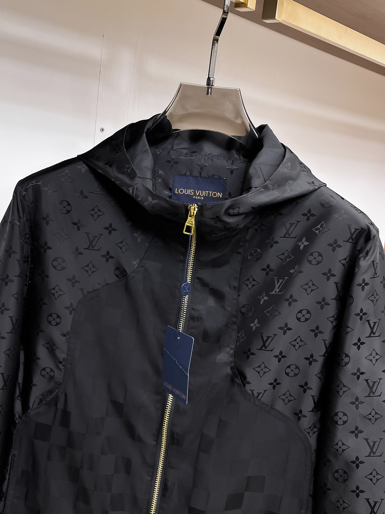 Louis Vuitton 2025SS Men's Monogram Jacket - High-End Quality & Comfort 5 i1740905144467 9781 0 3