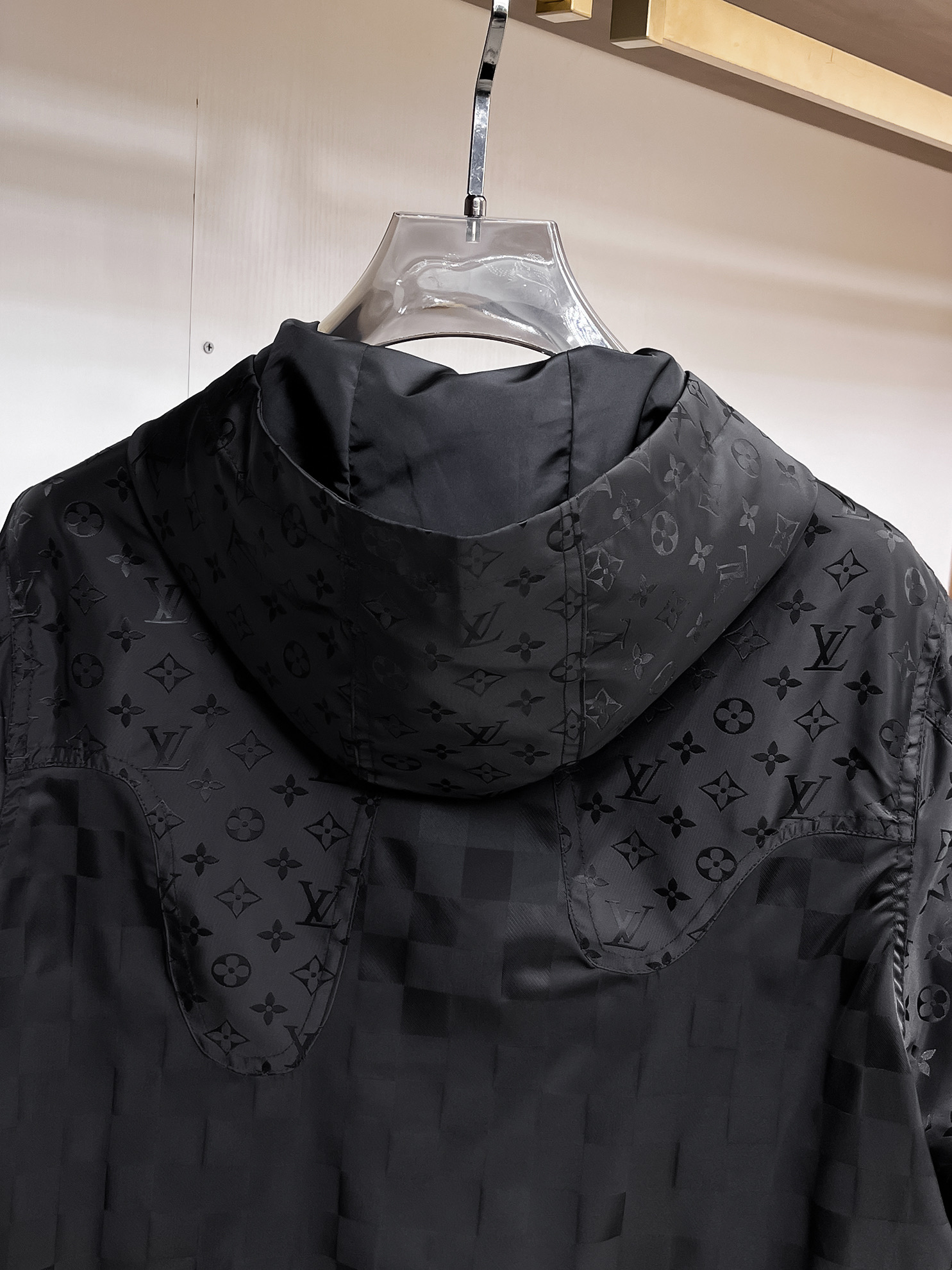 Louis Vuitton 2025SS Men's Monogram Jacket - High-End Quality & Comfort 13 i1740905145291 2430 0 11