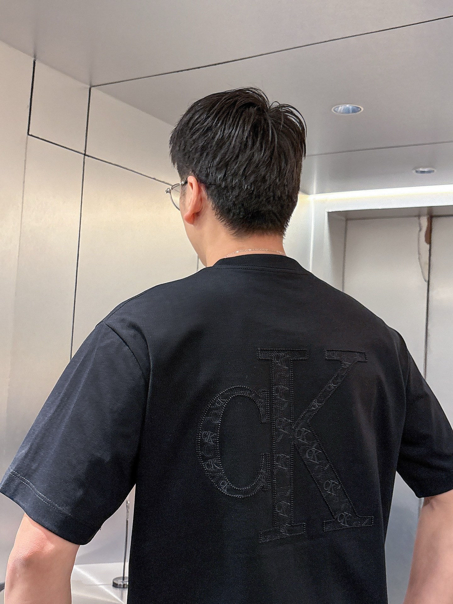High-Grade Summer T-Shirts with Original Technology Fabric and Custom Hardware - 图片 7